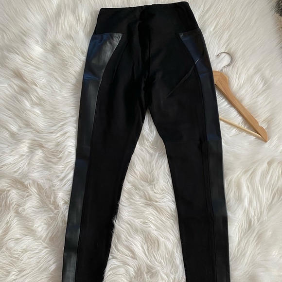 {The Limited} Black Women’s Faux Leather Stripe Leggings - Picture 4 of 9
